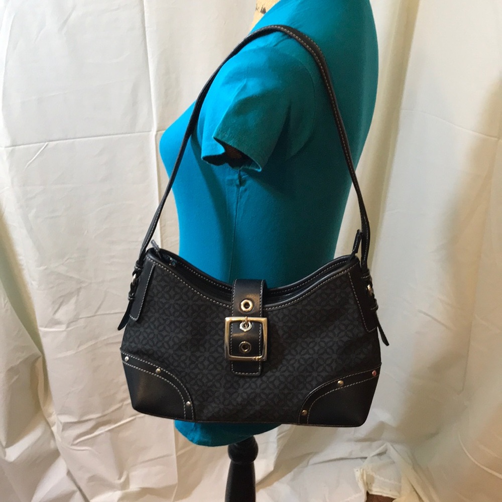 Black Print Relic Shoulder Bag